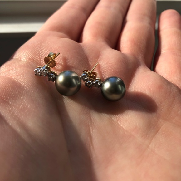 Pearl Earrings 14k gold and diamonds - Picture 7 of 8